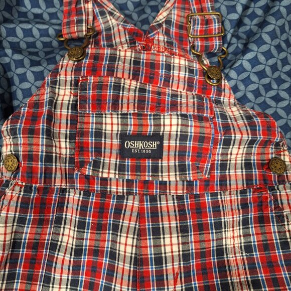 oshkosh overalls 6 to 9 months - Picture 2 of 9